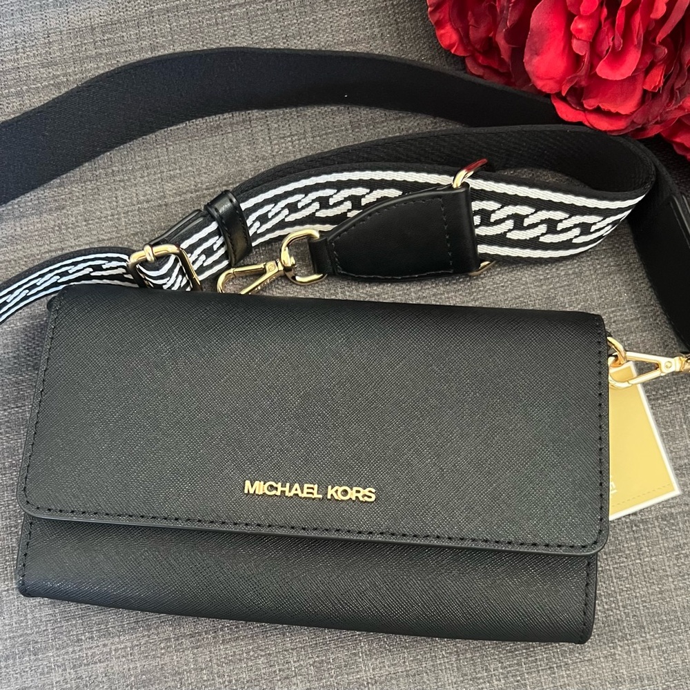 NWT MICHAEL KORS JET SET LARGE WALLET ON A BALT PHONE CROSSBODY BAG CLUTCH